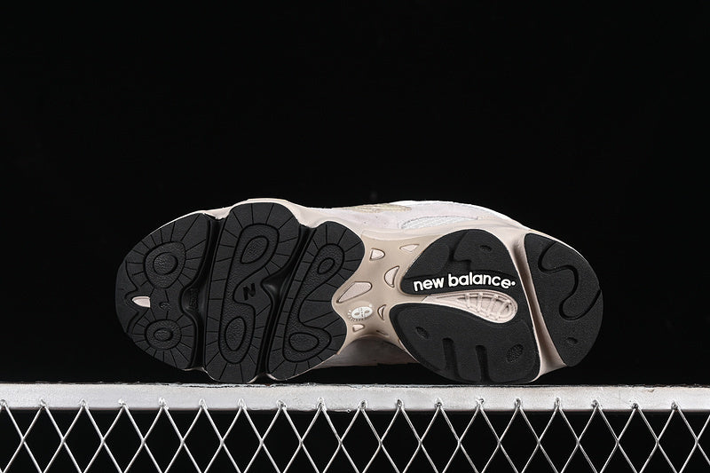 New Balance 1000 - Grey Cream