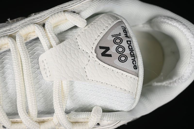 New Balance 1000 - Grey Cream