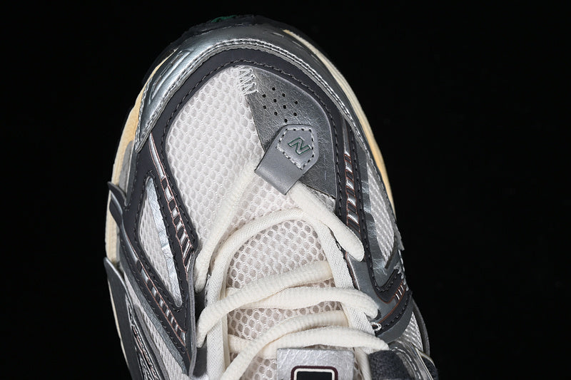 New Balance 1906A - Silver Metallic
