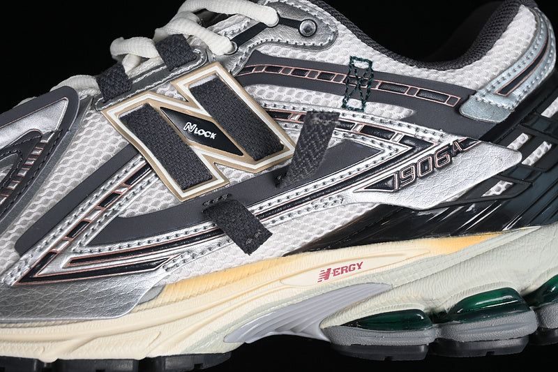 New Balance 1906A - Silver Metallic