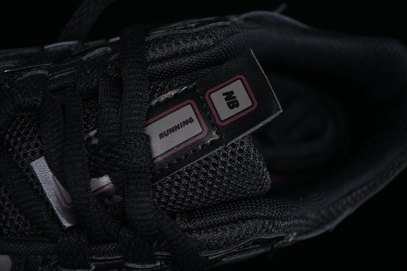 New Balance 1906A - Black