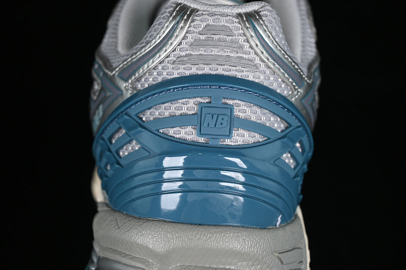 New Balance 1906R - Silver Metallic