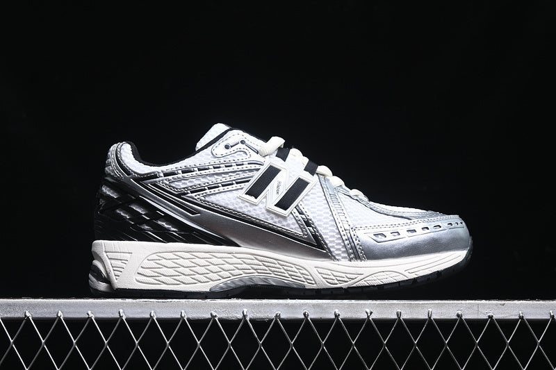 New Balance 1906R - Silver Black
