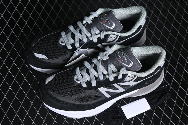 New Balance 990 V6 - Black Grey