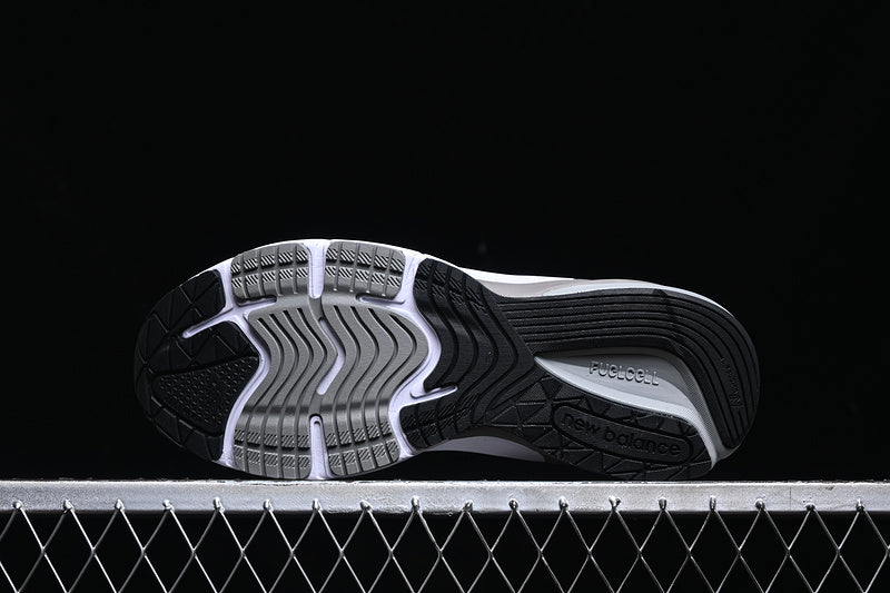 New Balance 990 V6 - Black Grey