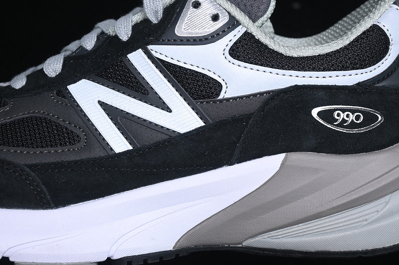 New Balance 990 V6 - Black Grey