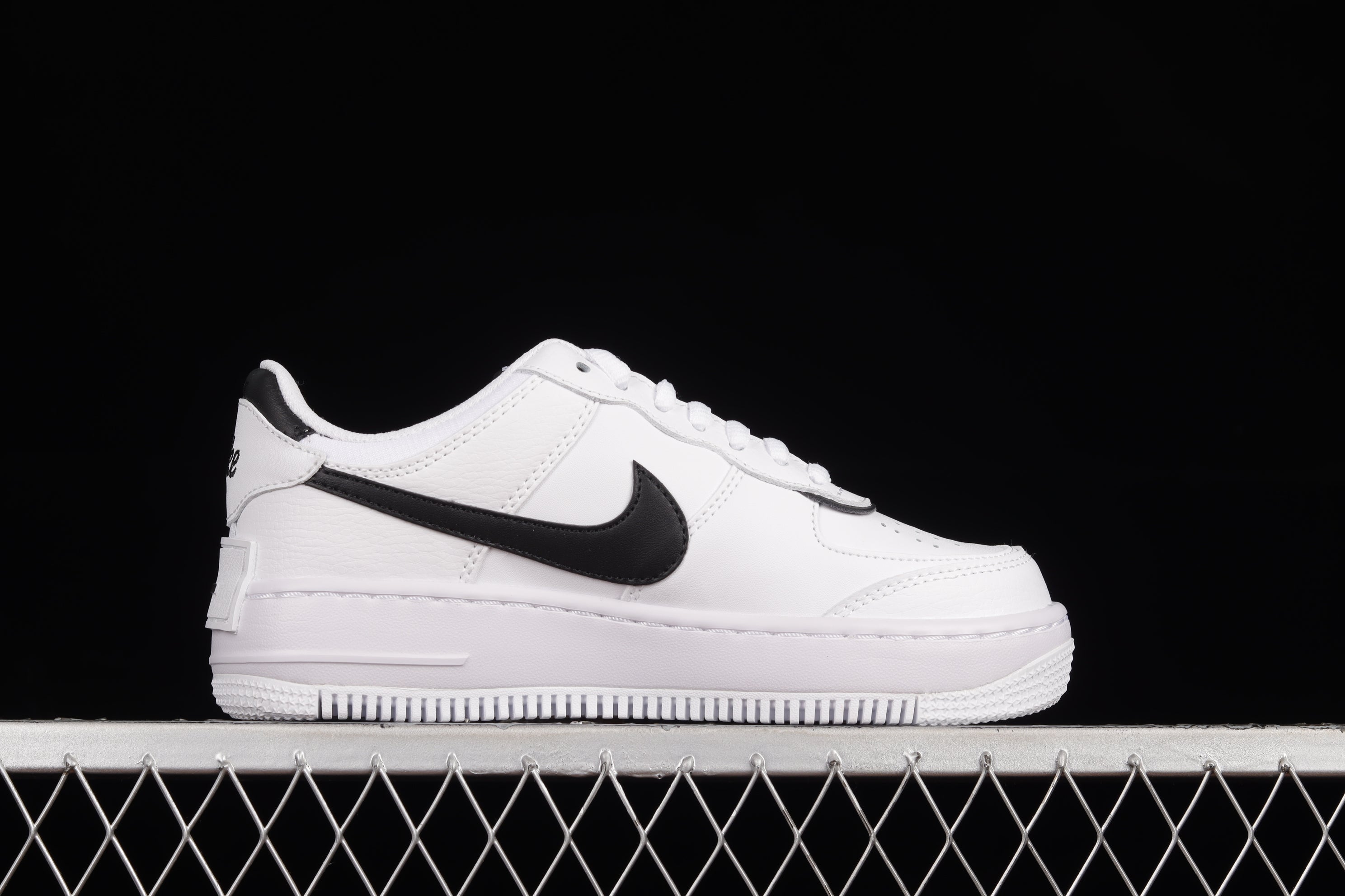 NikeUnisex Air Force 1 AF1 Shadow - Black/White