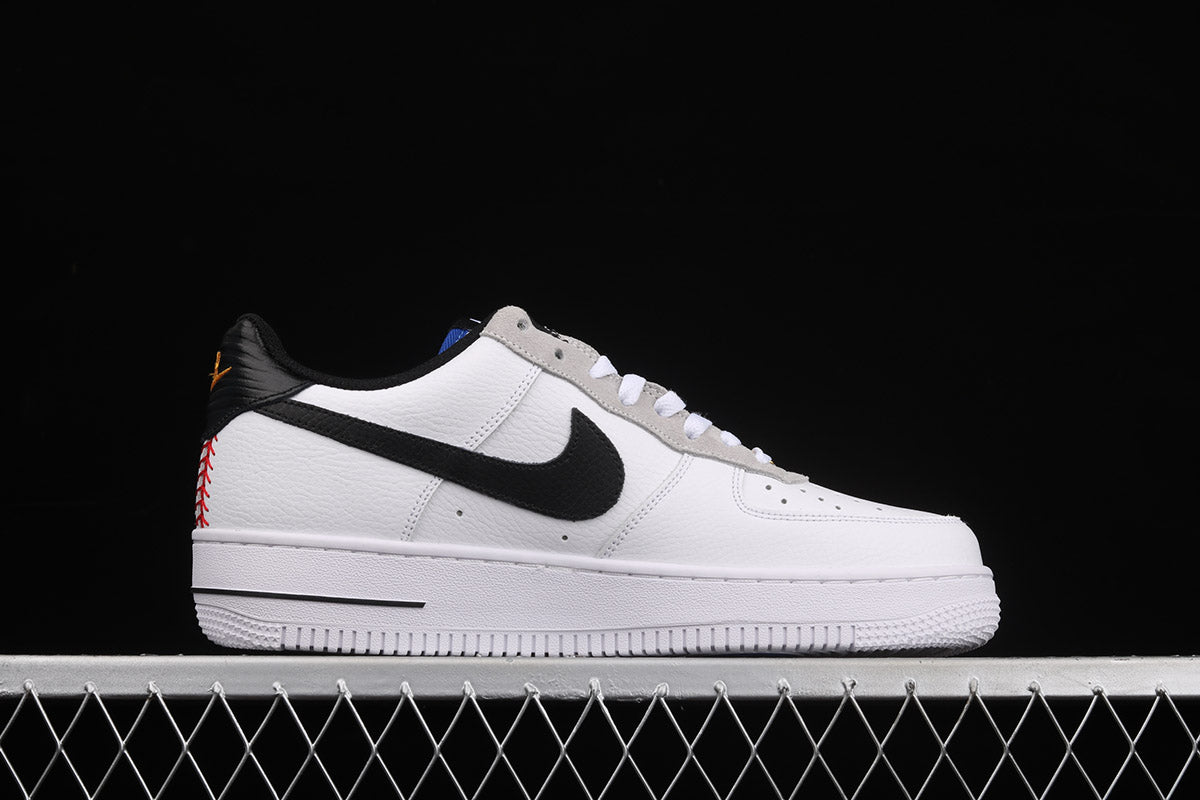Ken Griffey Jr. x NikeAir Force 1 AF1 '07 - "Swingman"