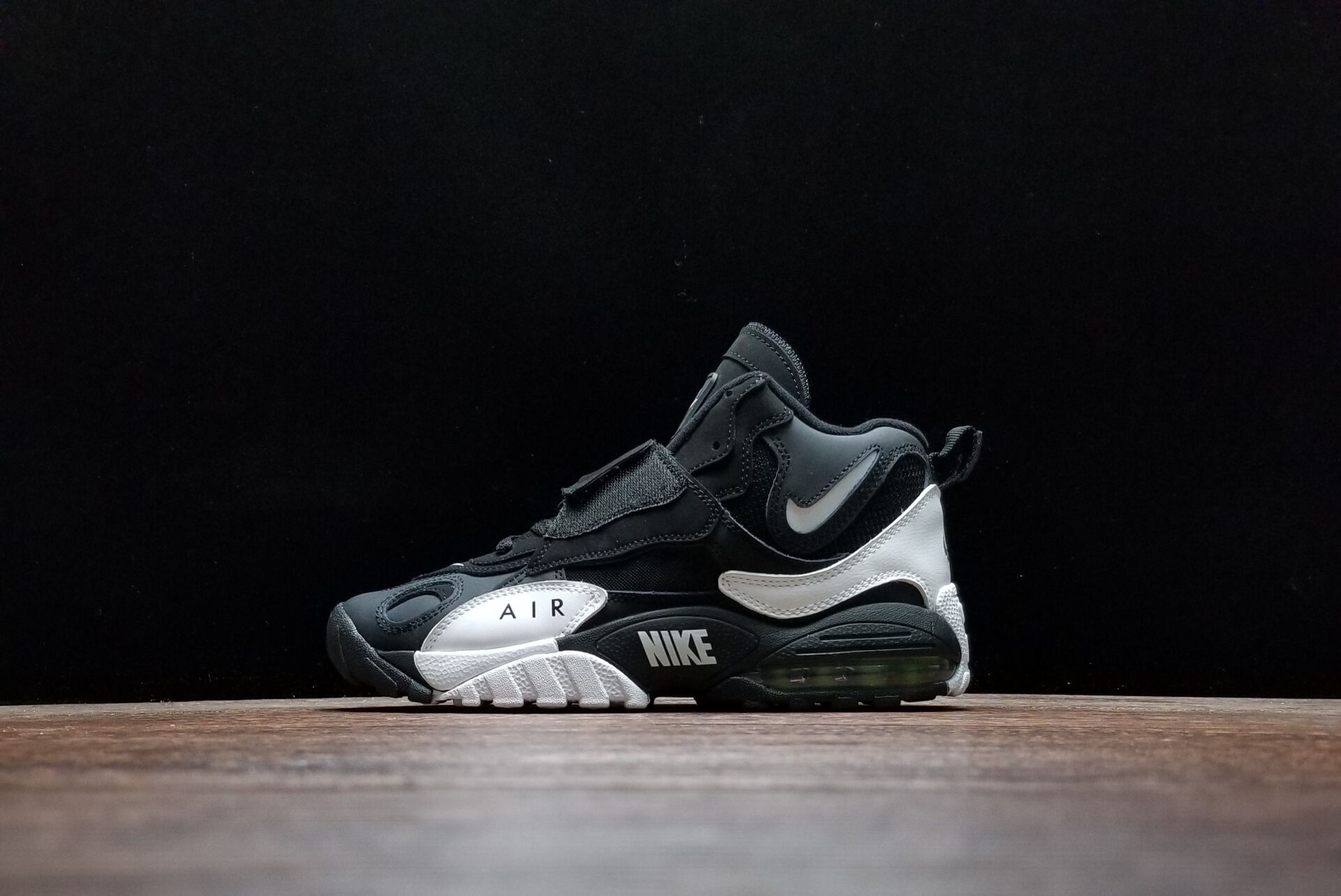 Nike speed turf black and white online