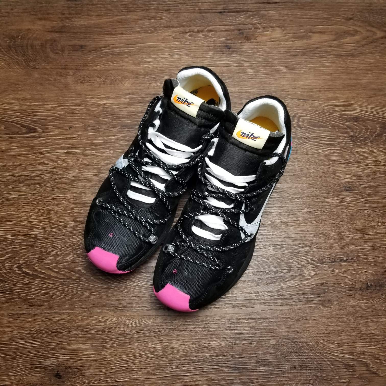 Off-White x NikeUnisex Zoom Terra Kiger 5 - Black