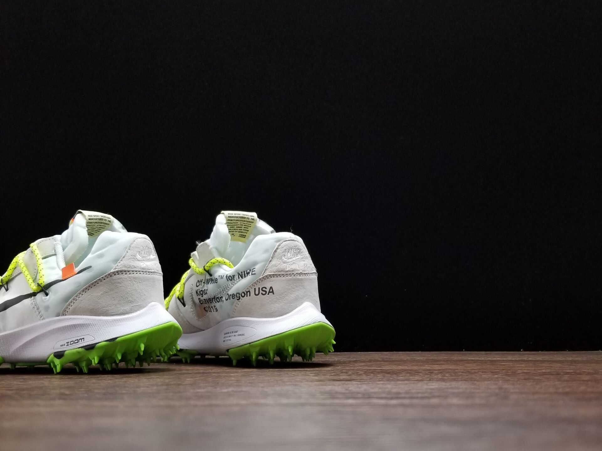 Off-White x NikeUnisex Zoom Terra Kiger 5 - White