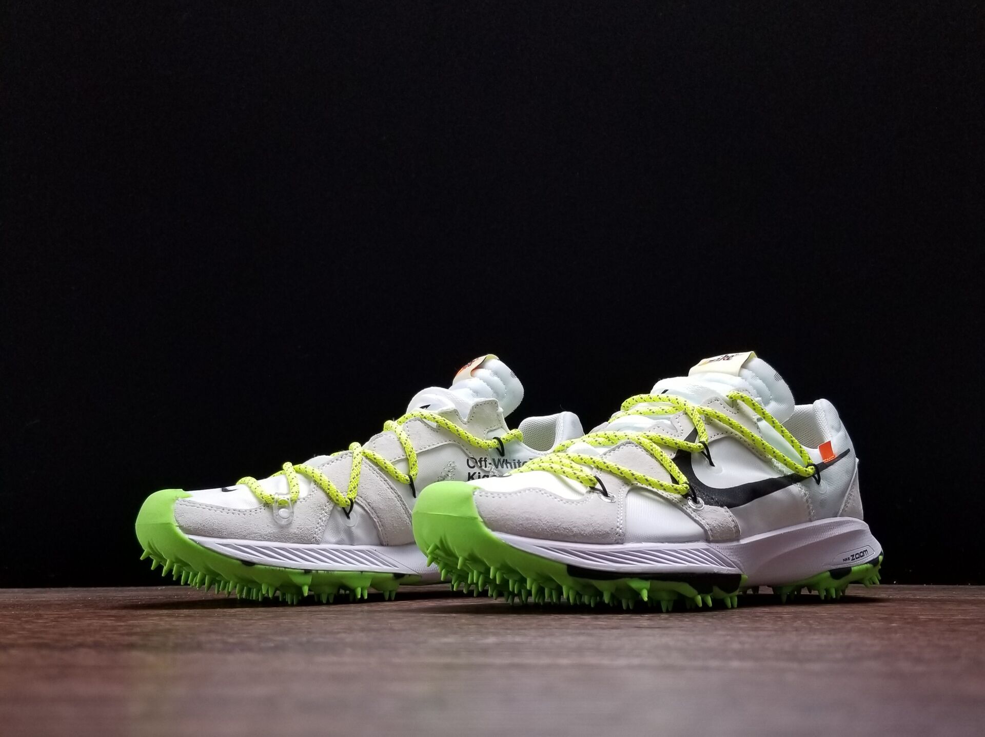 Off-White x NikeUnisex Zoom Terra Kiger 5 - White