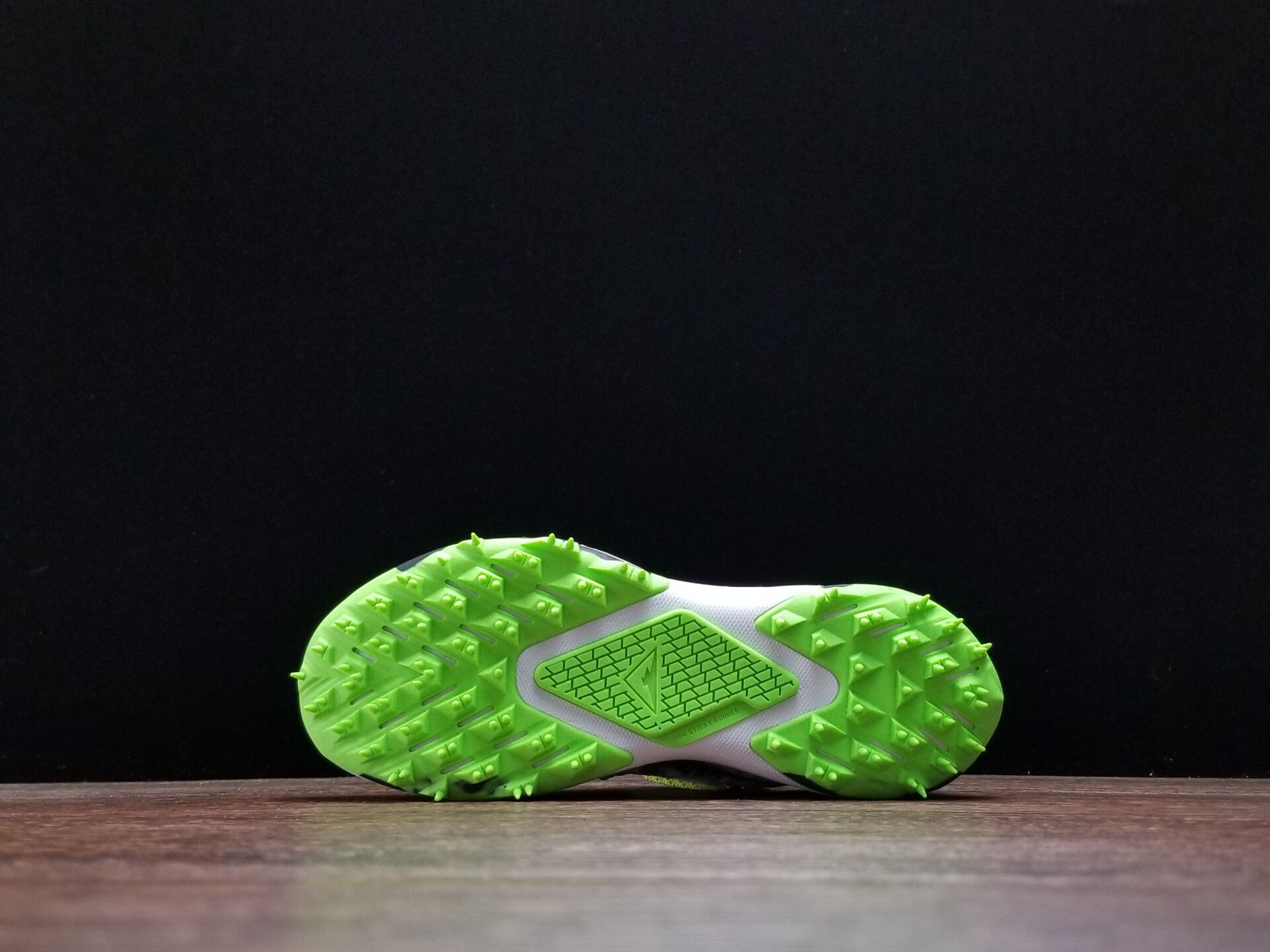 Off-White x NikeUnisex Zoom Terra Kiger 5 - White