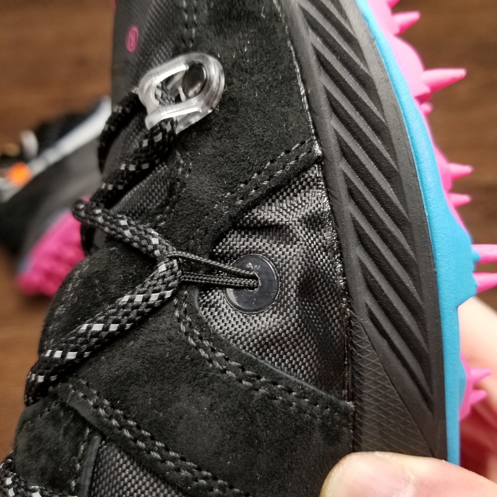 Off-White x NikeUnisex Zoom Terra Kiger 5 - Black