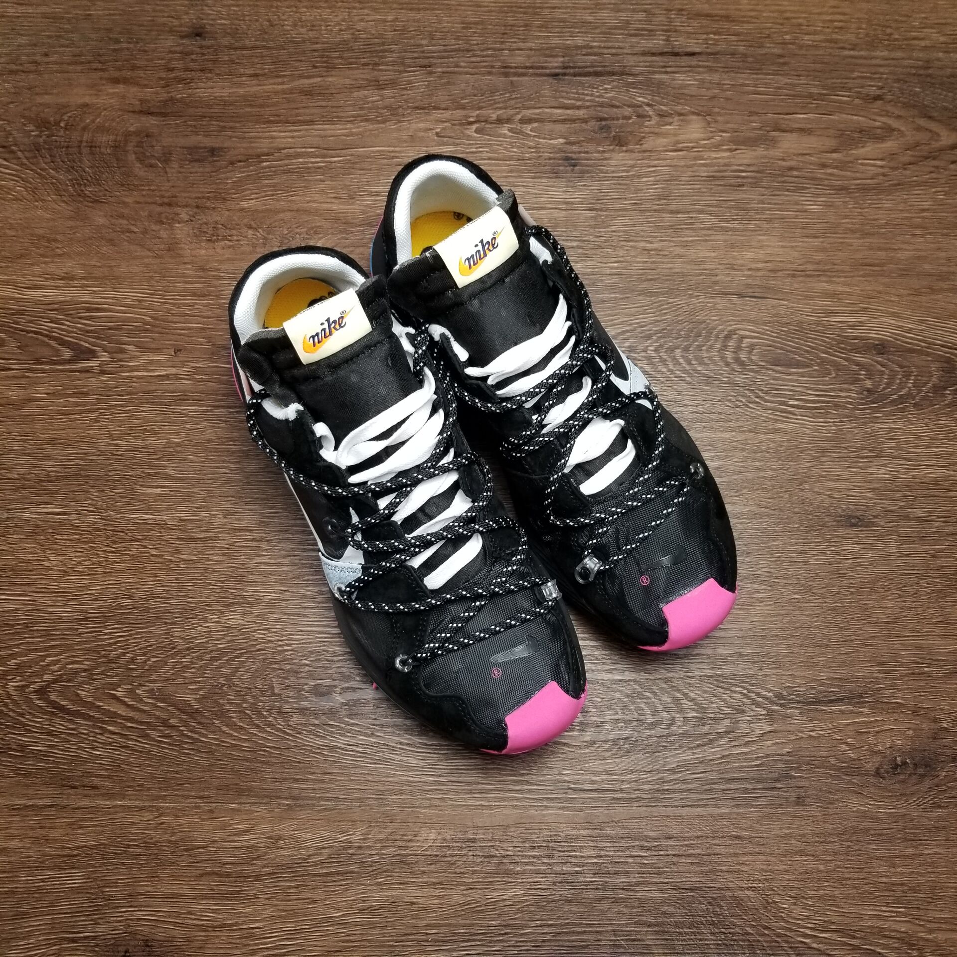 Off-White x NikeUnisex Zoom Terra Kiger 5 - Black