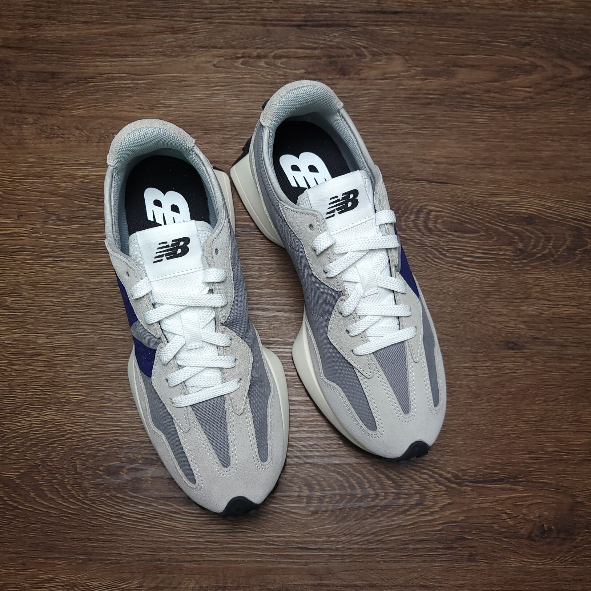 New Balance 327 - Grey/Purple