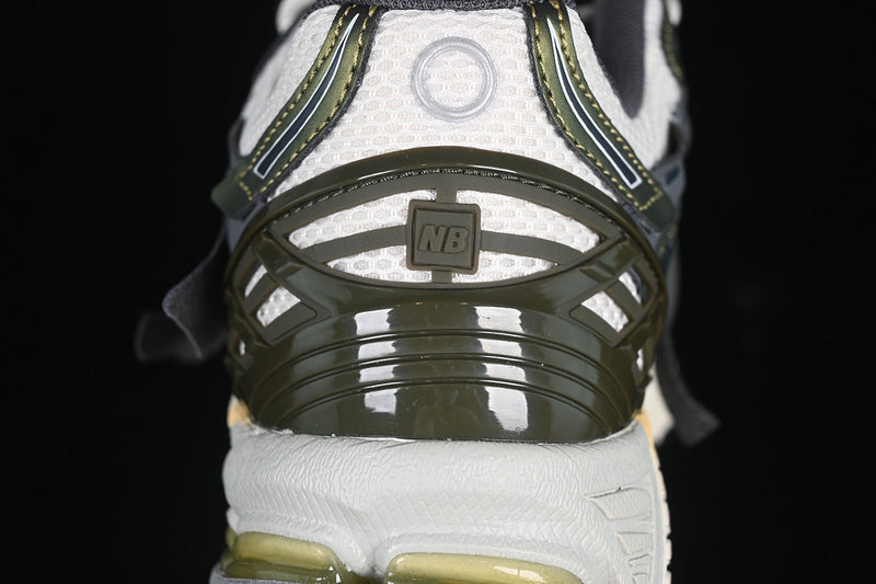 New Balance 1906A - Olive Sea Salt