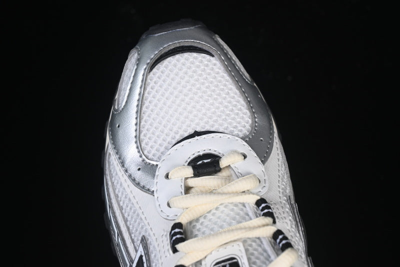 New Balance 204L - Silver Metallic Black