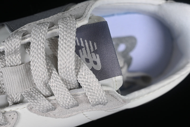 New Balance 327 - Moonbeam Grey