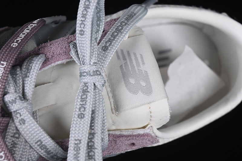 New Balance 471 - Pink White Grey