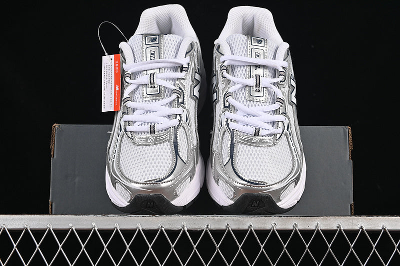 New Balance 740V2 - Grey Navy