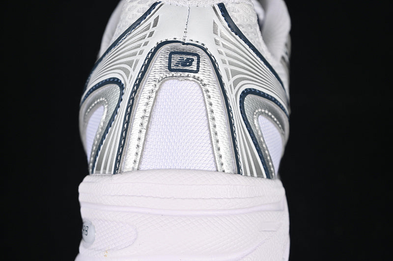 New Balance 740V2 - Grey Navy