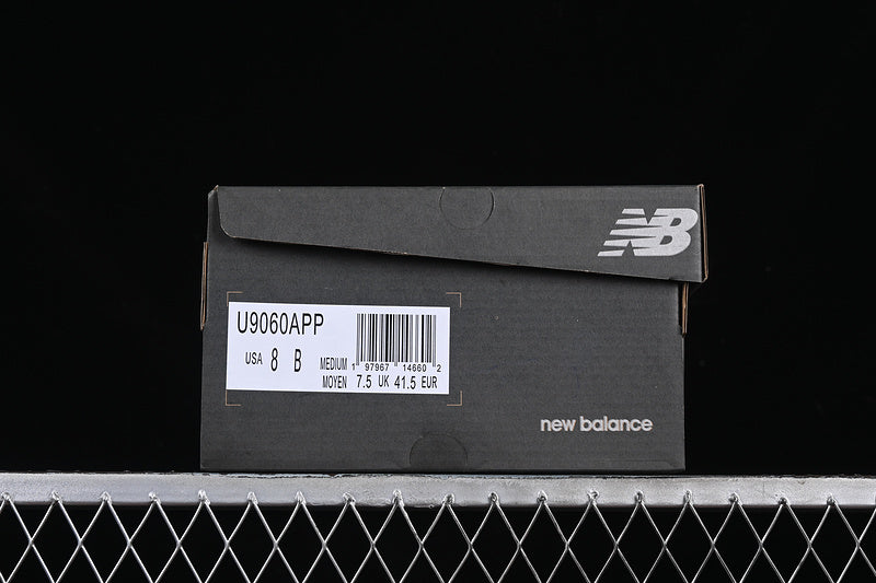 New Balance 9060 - Pink