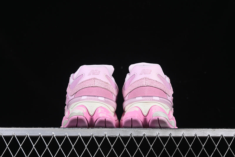 New Balance 9060 - Pink