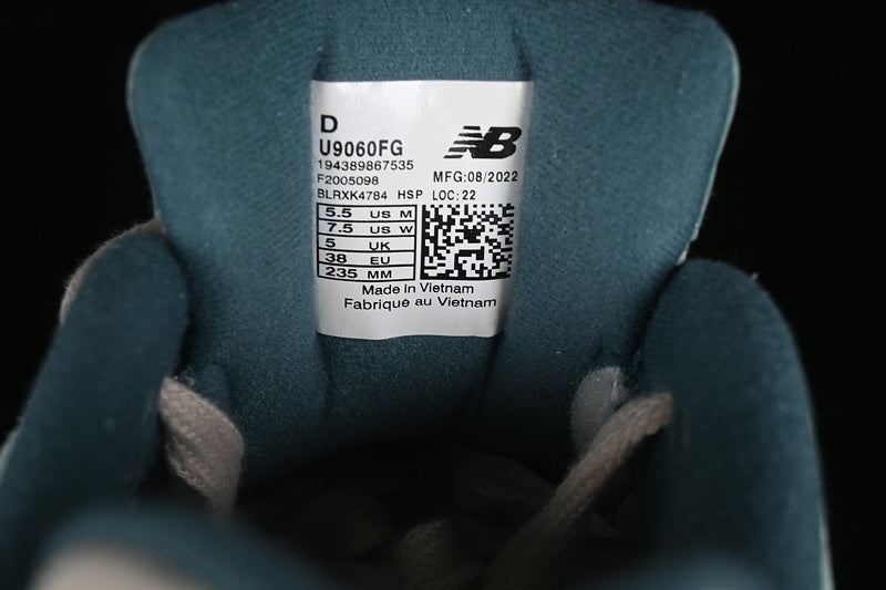 New Balance 9060 - Salt Marsh