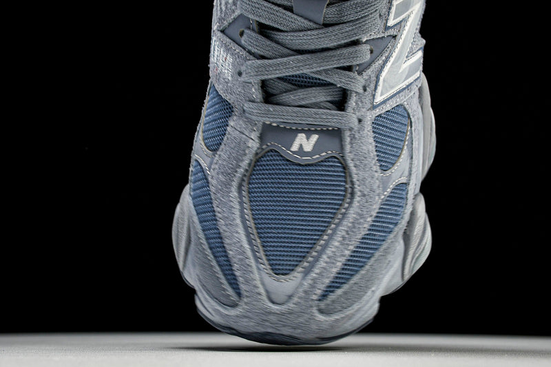 New Balance 9060 - Grey Moon