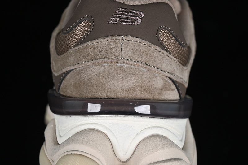 New Balance 9060 - Mushroom Brown