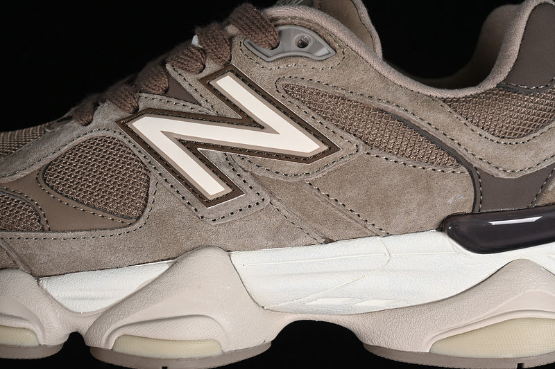 New Balance 9060 - Mushroom Brown