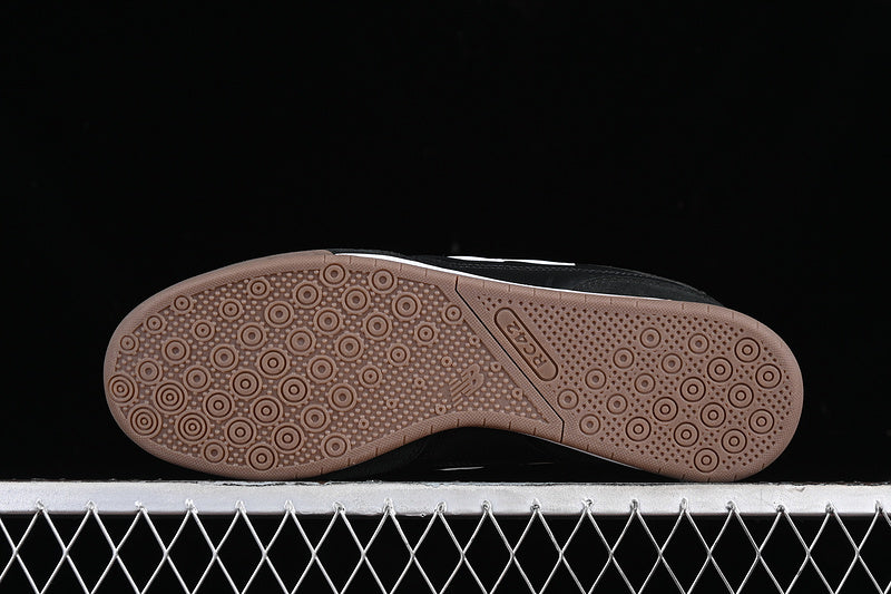 New Balance RC42 - Black White Gum