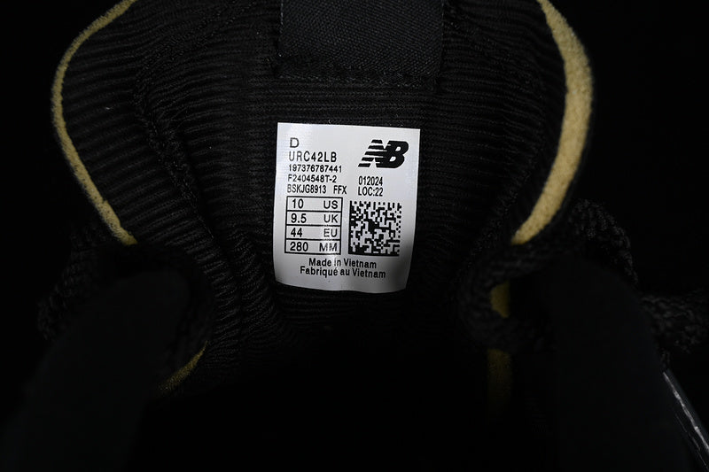 New Balance RC42 - Black White Gum
