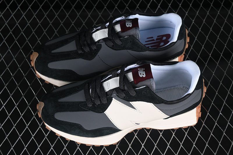 New Balance 327 - Black Moonbeam