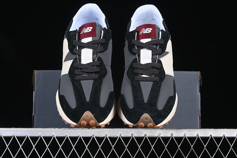 New Balance 327 - Black Moonbeam