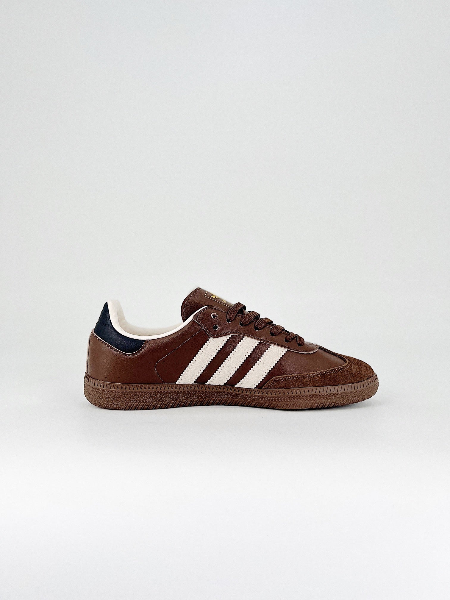 adidasUnisex Samba - Clay Brown