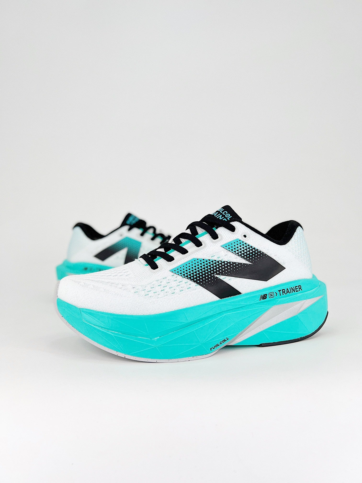 New Balance FuelCell SuperComp Trainer v3 - Cyber Jade