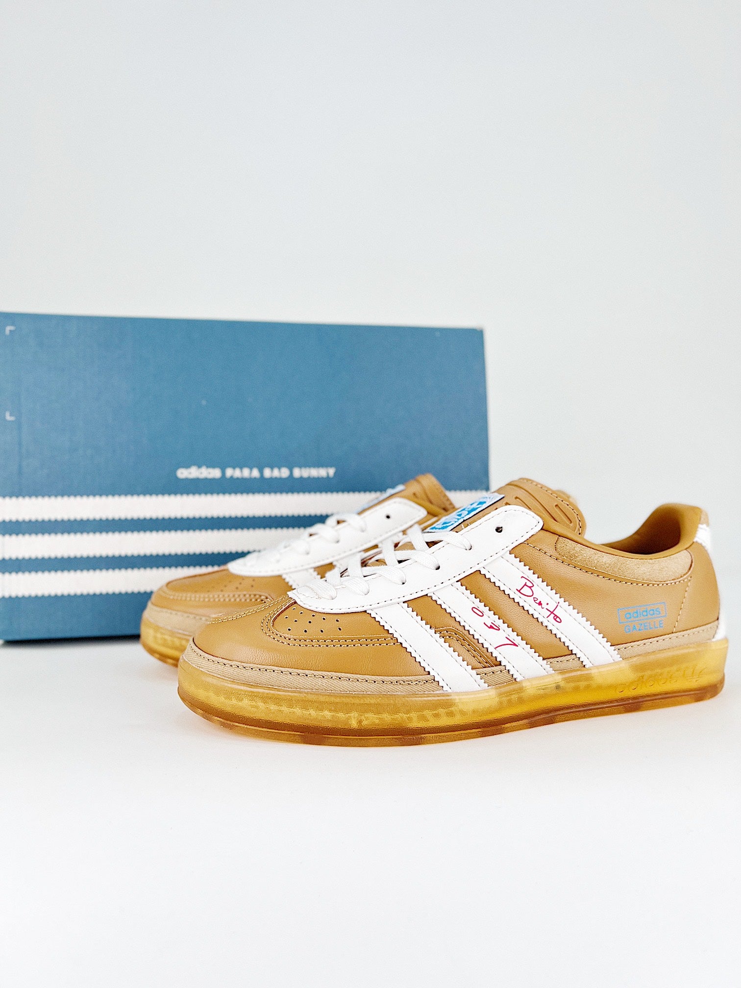 adidasUnisex Bad Bunny x Lionel Messi x Gazelle Indoor - La Voz De Los Fans