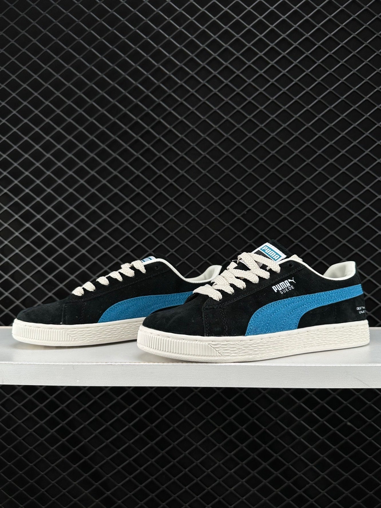 Liberaiders x PumaUnisex Suede - Destination Unknown