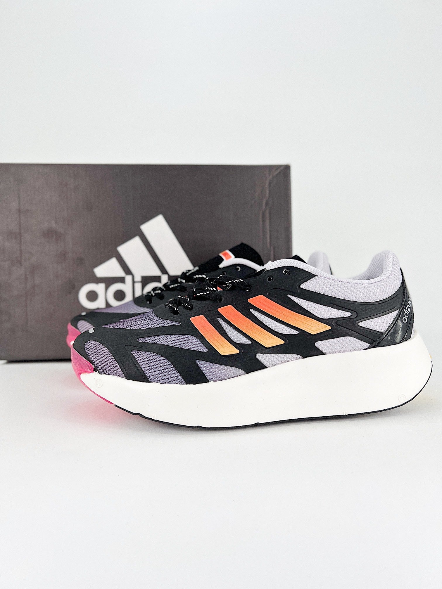 Concepts x adidasUnisex Adizero Aruku - White/Bright Red