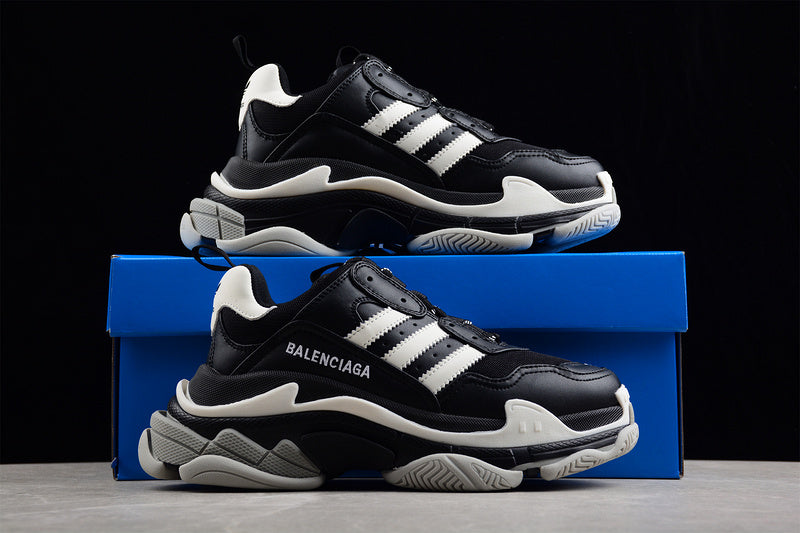 adidas x Balenciaga Triple S - black/white