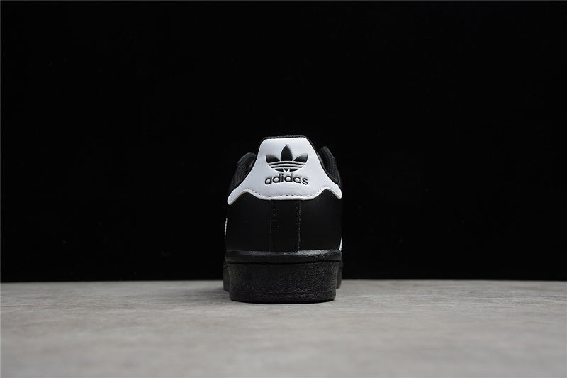 adidasUnisex Superstar - Core Black/Cloud White/Gold
