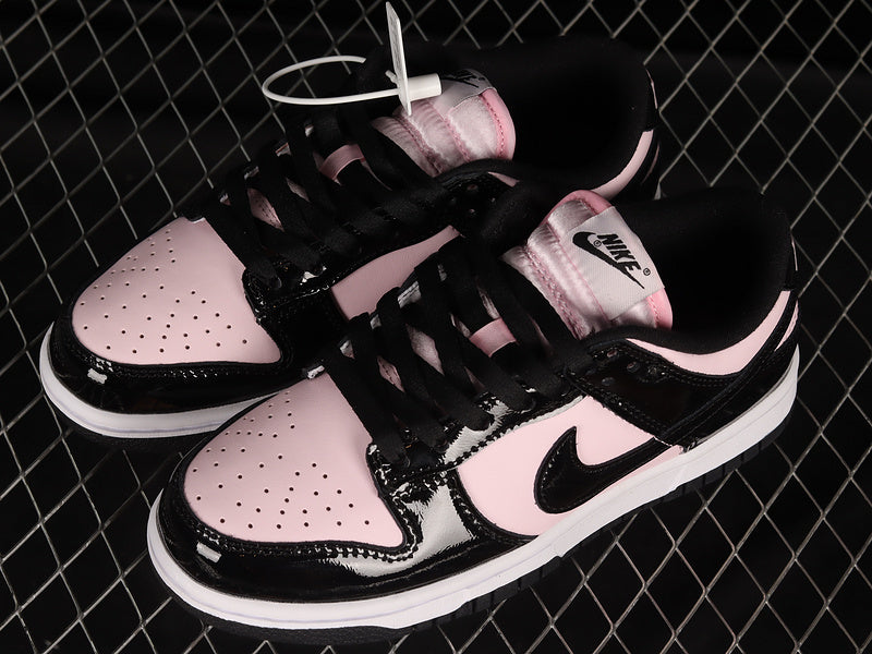 NikeUnisex Dunk Low - Pink Foam /Black