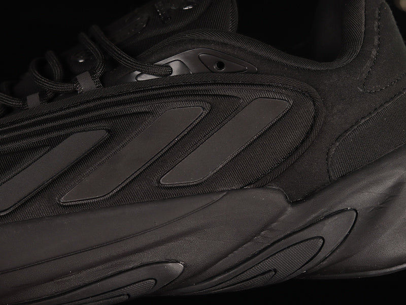 adidasMens Ozelia - Triple Black