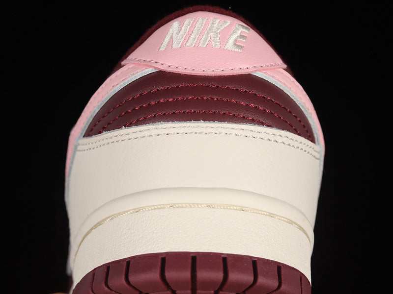 NikeUnisex Dunk Low Retro - Valentine's Day