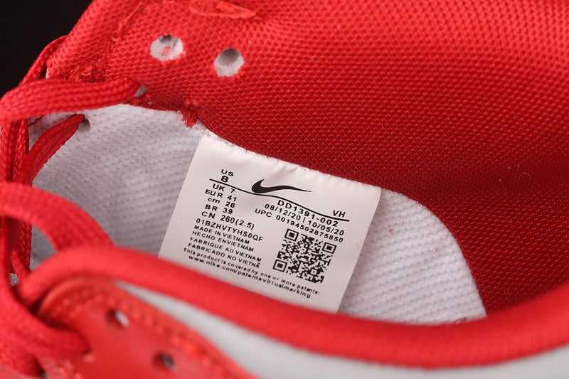 NikeUnisex Dunk Low Medium - Grey UNLV