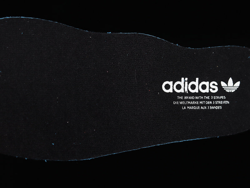 adidasUnisex Adimatic - Core Black