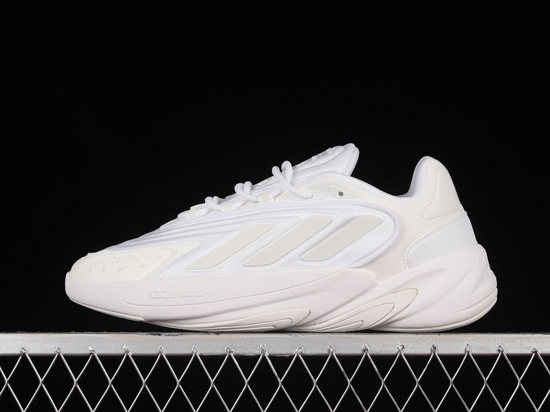 adidasUnisex Ozelia - White