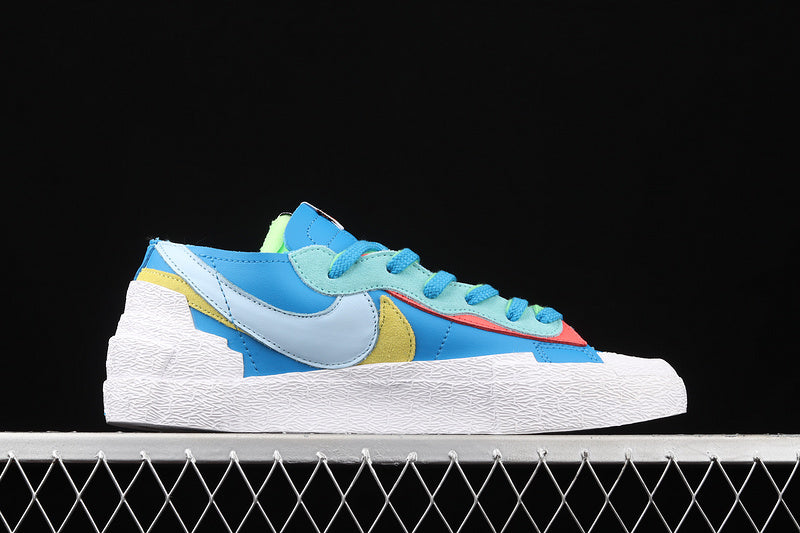 Kaws x Sacai x NikeUnisex Blazer Low - Neptune Blue